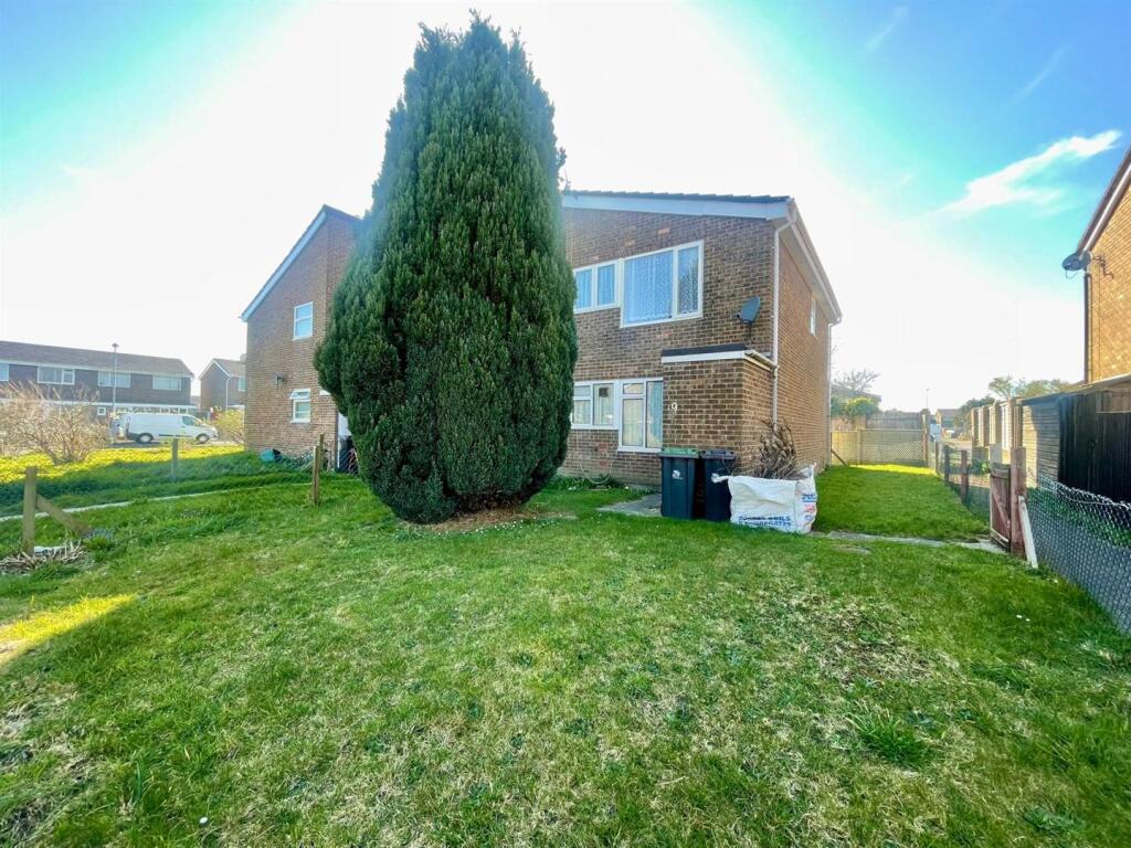 Additional image 8 of Medway Road, Ferndown