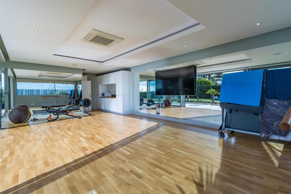 Additional image 26 of Banks Road, Sandbanks