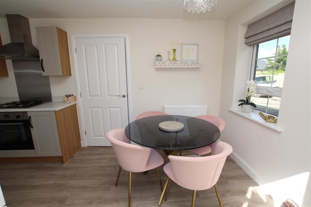 Additional image 8 of Greenway View, Cleckheaton