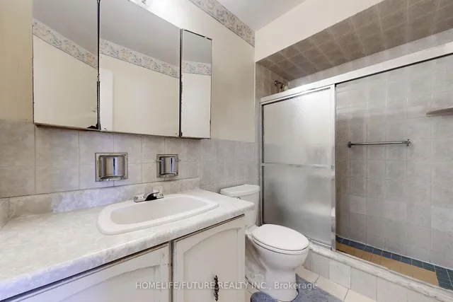 Additional image 25 of 21 Chester Le Blvd Unit 31