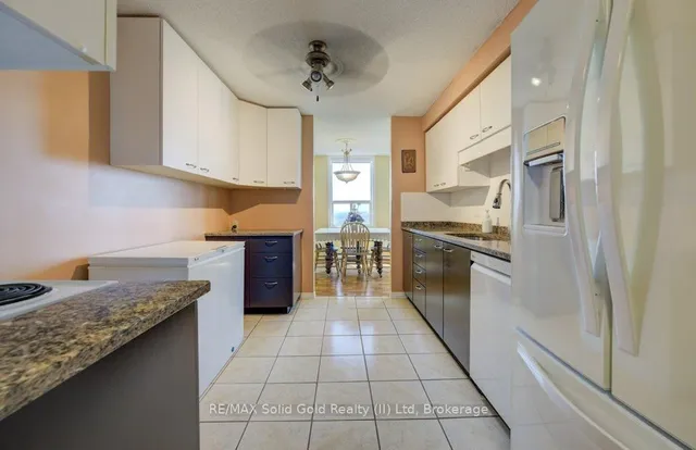 Additional image 3 of 55 Green Valley Dr Unit 1710