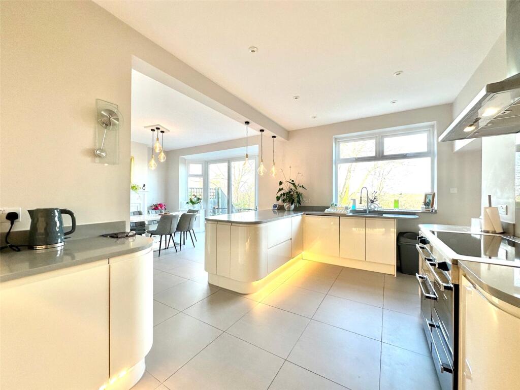 Additional image 19 of Kings Drive, Eastbourne, East Sussex, BN21