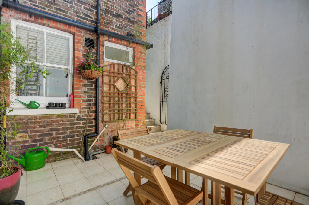 Additional image 42 of Woodside Avenue, Brighton, BN1