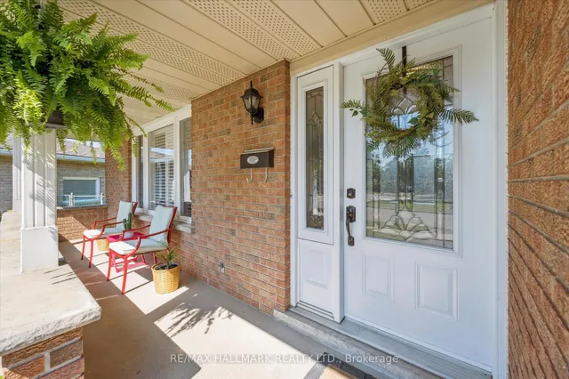 Additional image 3 of 32 Warwick Crt