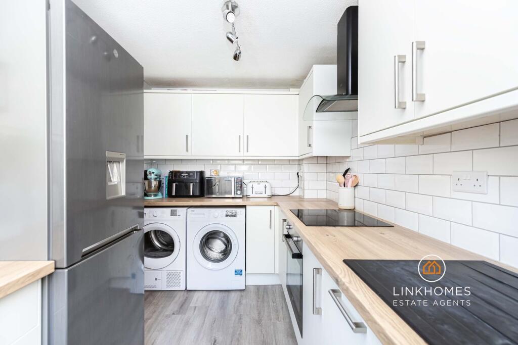 Additional image 29 of Hooke Close, Poole, BH17