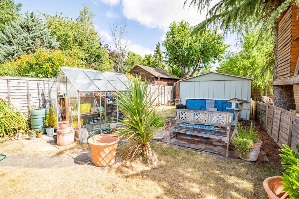 Additional image 13 of Barnfield Road, St. Albans, Hertfordshire, AL4