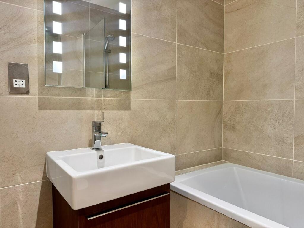 Additional image 20 of The Ridgeway, Broadstone, Poole, BH18