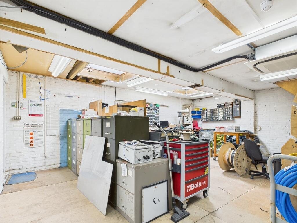 Additional image 7 of 145-147 Tarring Road, Worthing, West Sussex, BN11 4HE