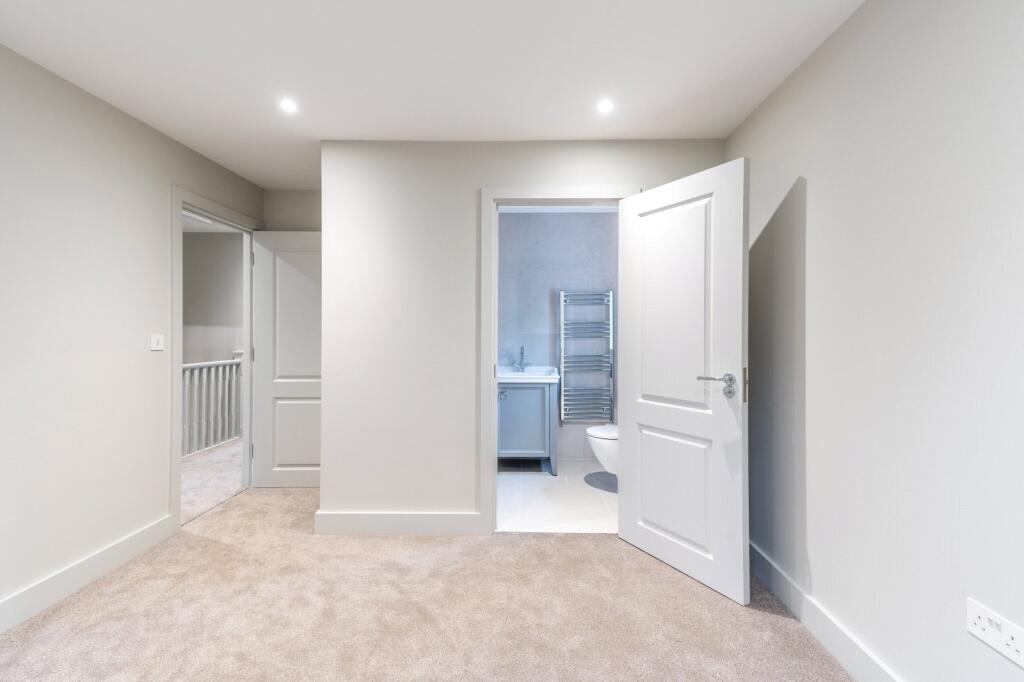 Additional image 4 of Moralee Close, Rowlands Hill, Wimborne, Dorset, BH21