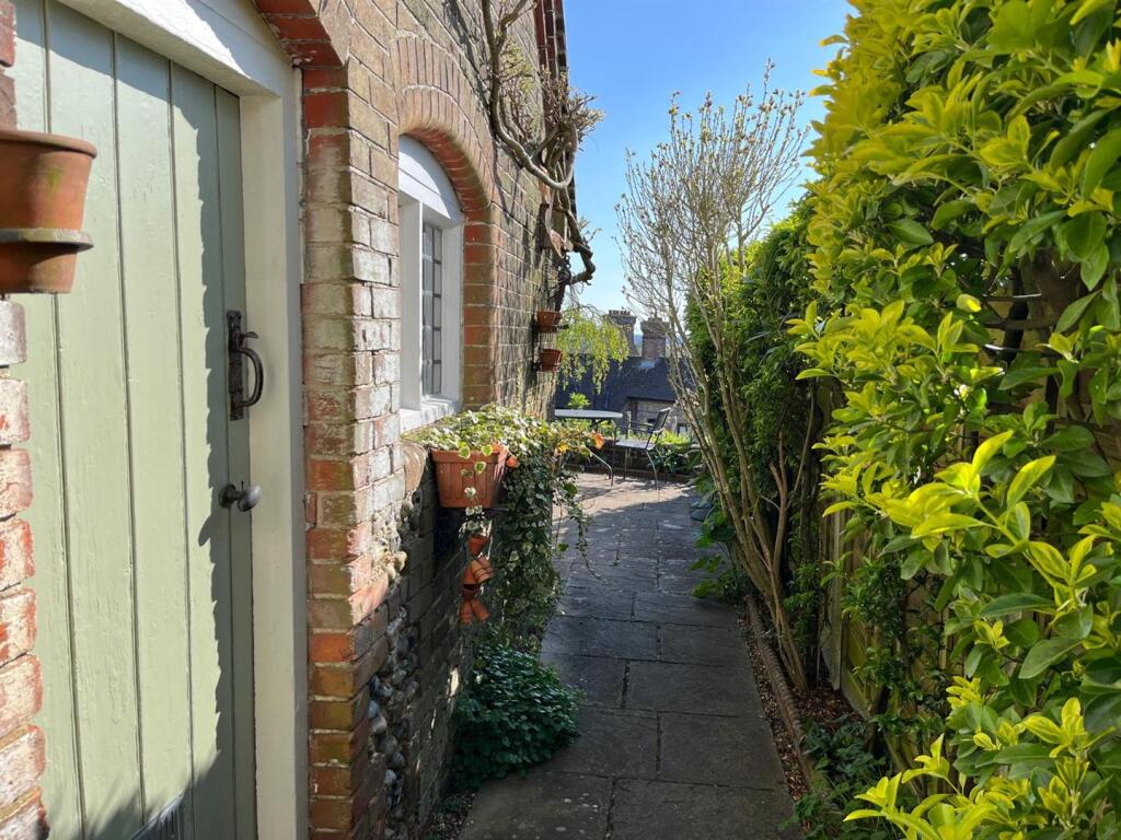 Additional image 13 of Bond Street, ARUNDEL