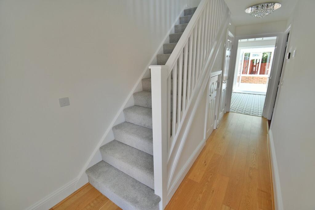 Additional image 8 of White Oaks Close, Ferndown, BH22