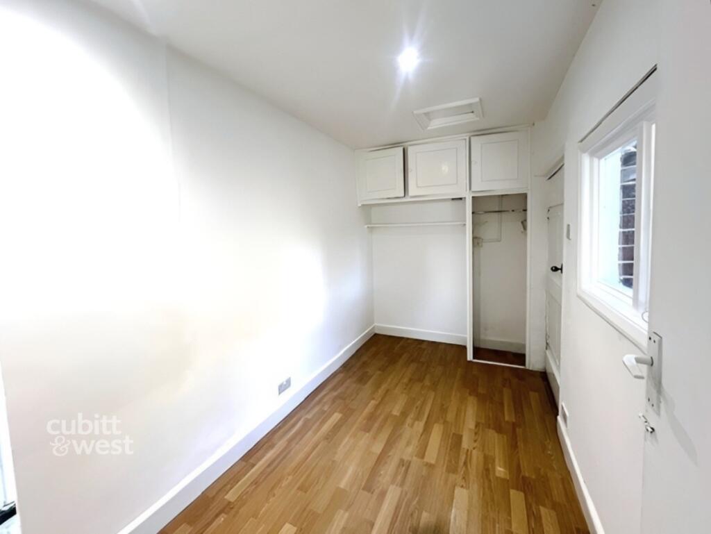 Additional image 9 of Bond Street Arundel BN18