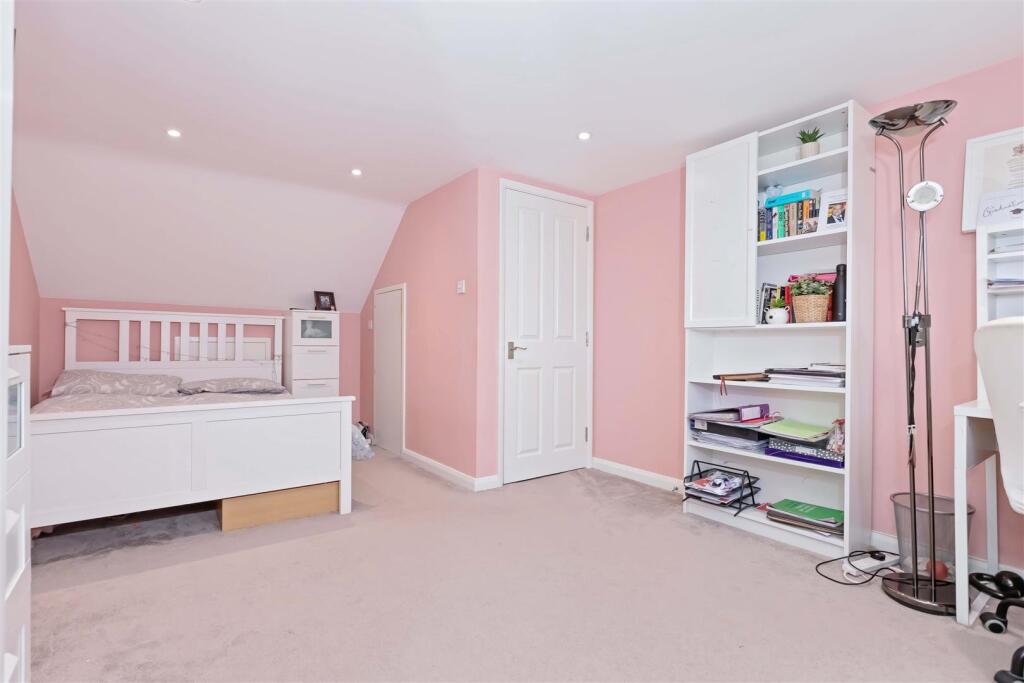 Additional image 23 of Grand Avenue, Worthing