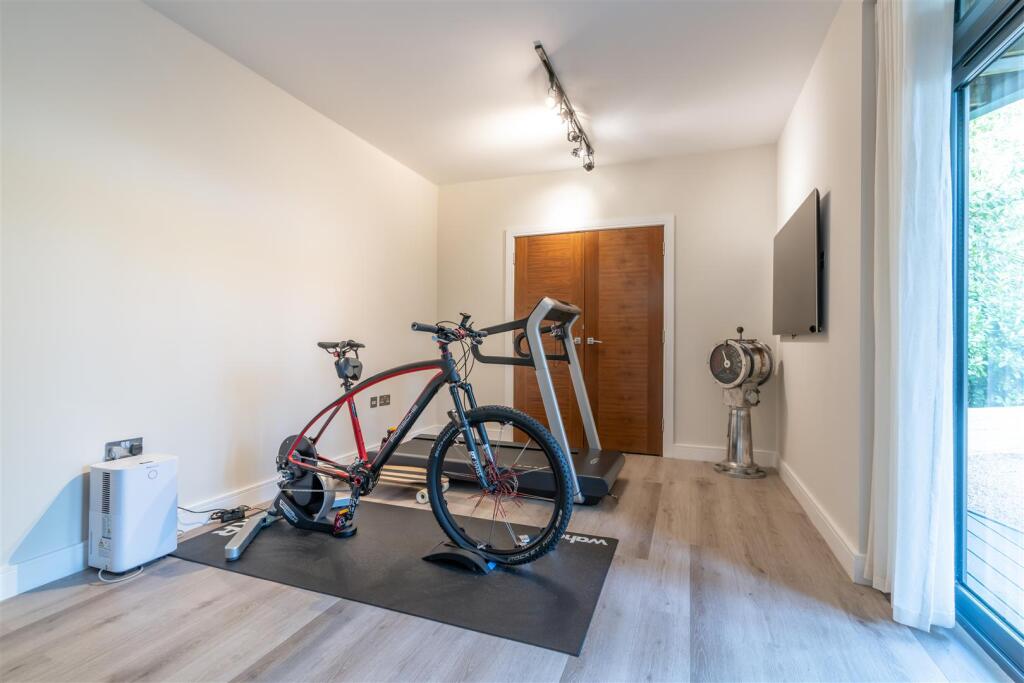 Additional image 16 of Alumhurst Road, Alum Chine