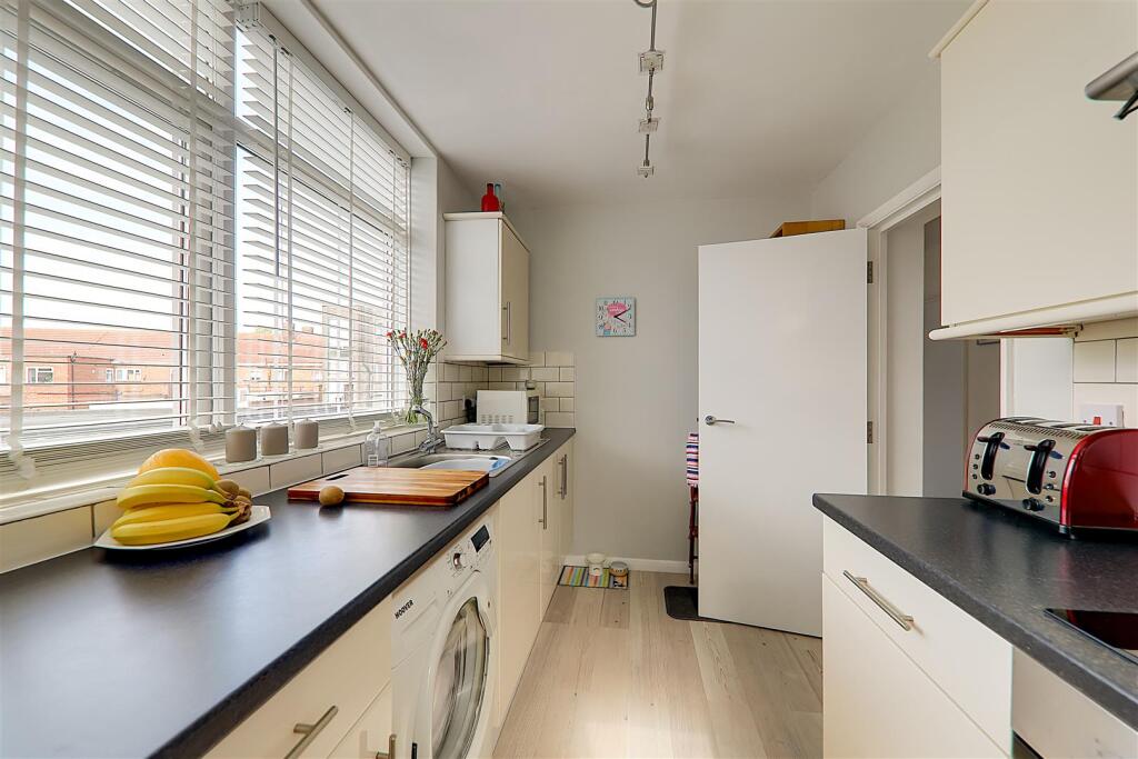 Additional image 7 of Broadwater Boulevard Flats, Broadwater, Worthing