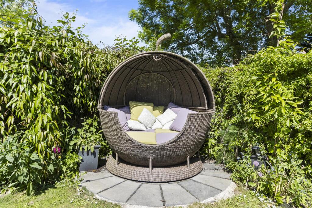 Additional image 38 of Brassey Avenue, Eastbourne