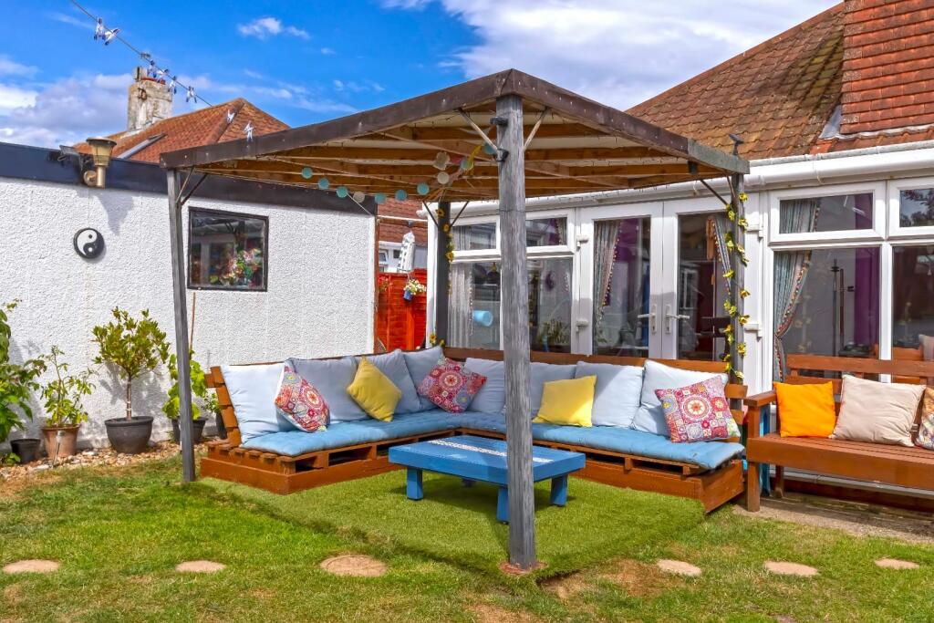 Additional image 33 of Kings close, Lancing