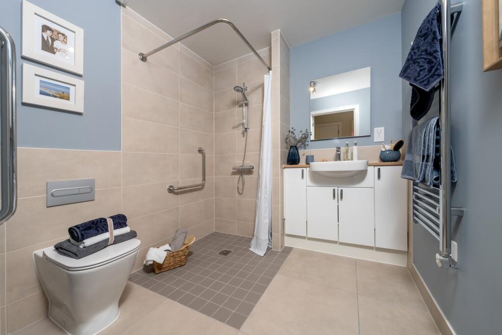 Additional image 4 of Market House, 17 Ensor Mews, Wimborne, Dorset, BH21 1WW