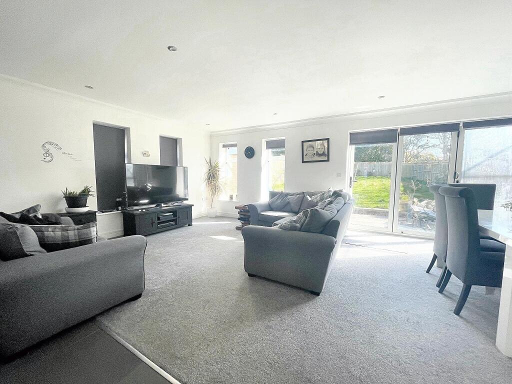 Additional image 25 of Telscombe Road, Peacehaven, BN10 7UB