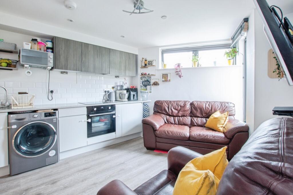 Additional image 4 of Albert Road, BOURNEMOUTH, Dorset, BH1