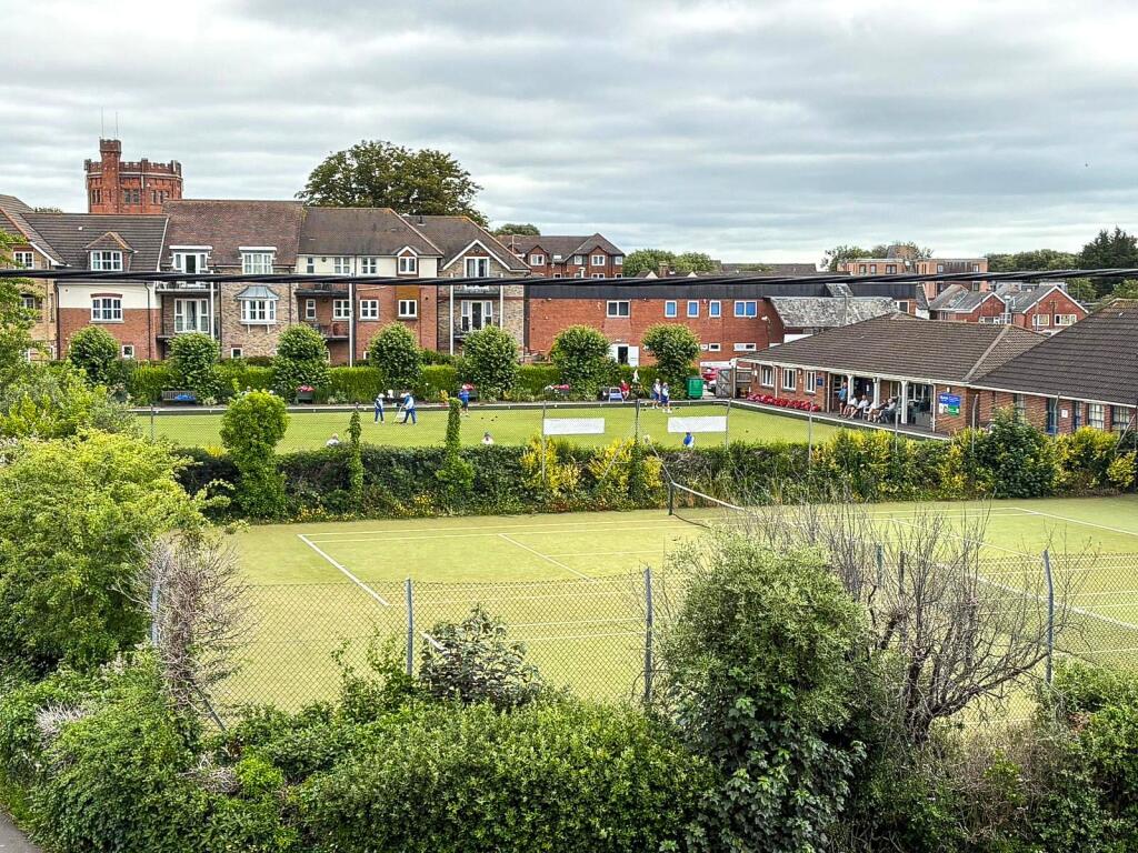 Additional image 2 of The Silvers, 54 Whitefield Road, New Milton, Hampshire, BH25