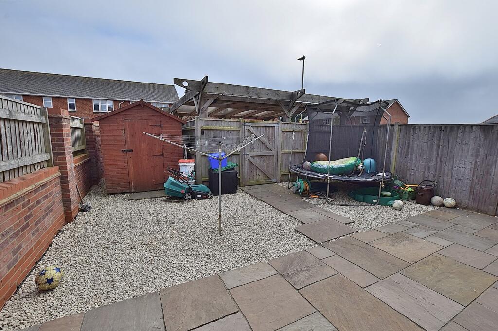 Additional image 11 of Gore Road, New Milton, Hampshire. BH25 6RT