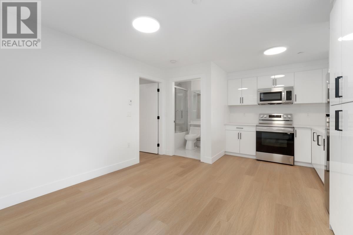 2 2666 E 6TH AVENUE|Vancouver, British Columbia V5M1R3