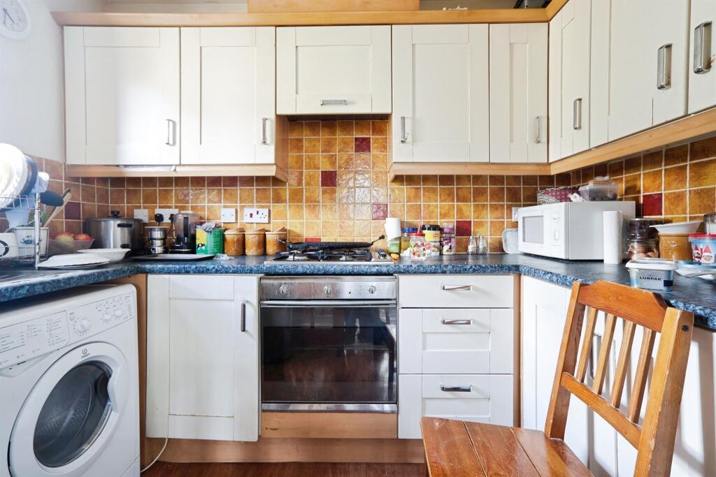 Additional image 4 of Holland Park, BRADFORD