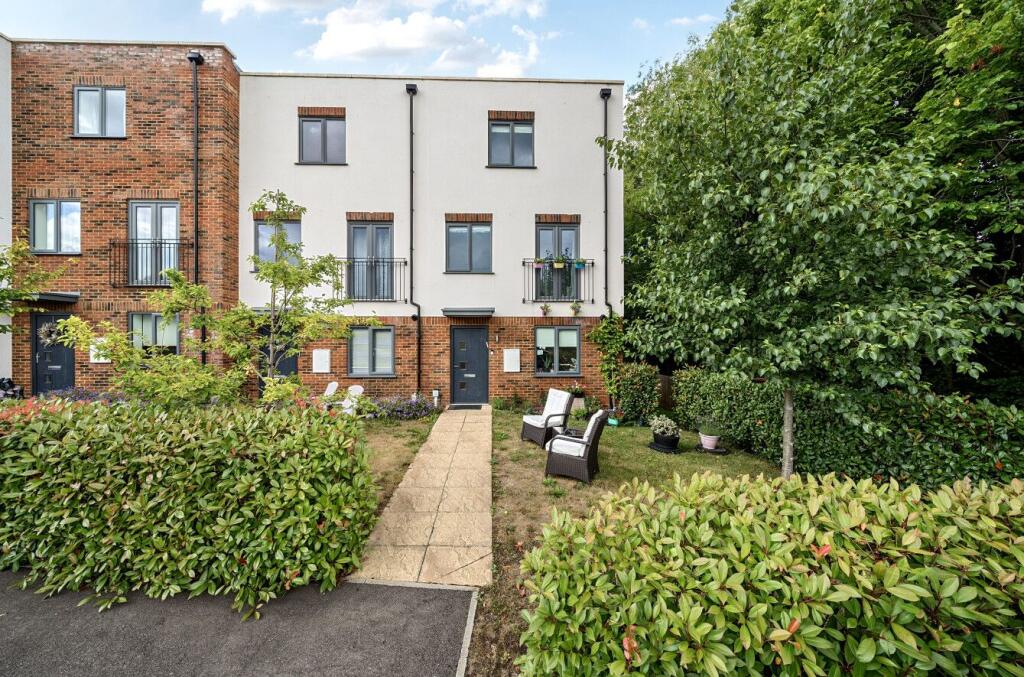 Additional image 22 of Leaside Close, Welwyn Gaden City, AL8