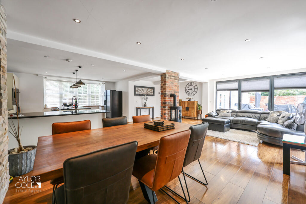 Additional image 12 of Dosthill Road, Two Gates