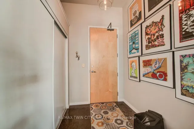 Additional image 7 of 404 King St Unit 608