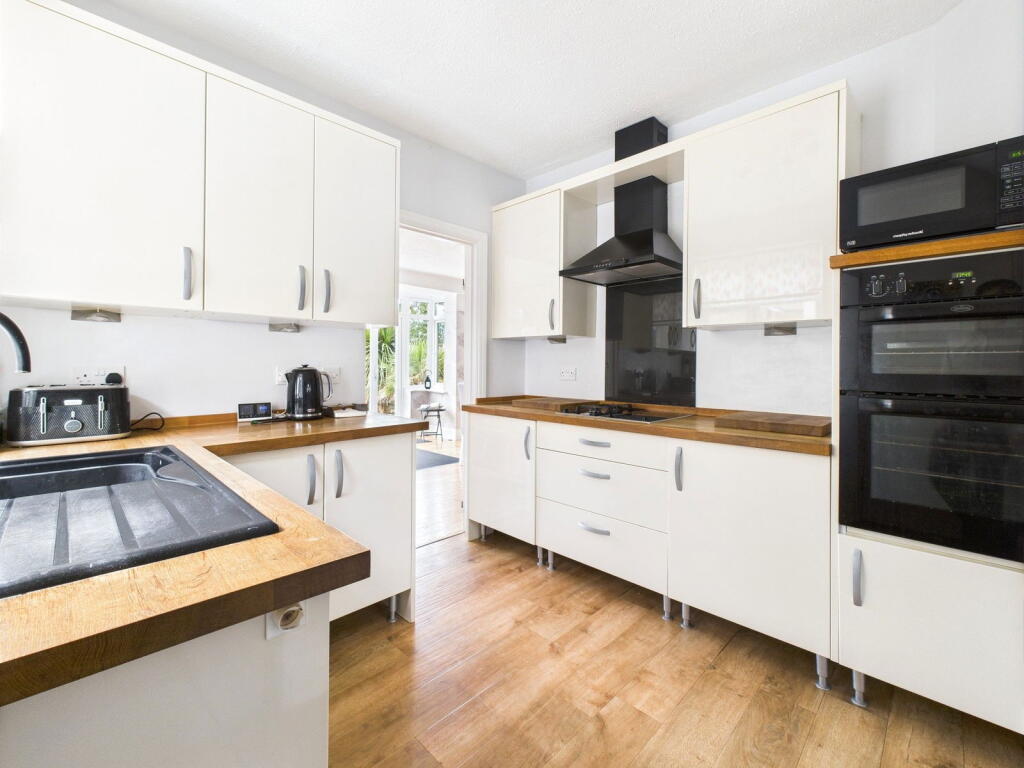 Additional image 8 of Seamill Park Crescent, Worthing, BN11 2PN