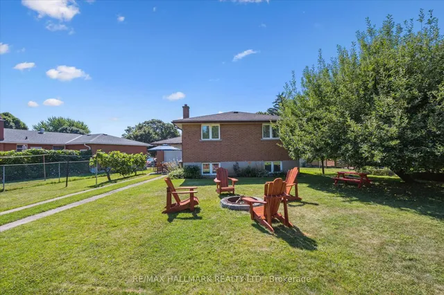 Additional image 41 of 32 Warwick Crt