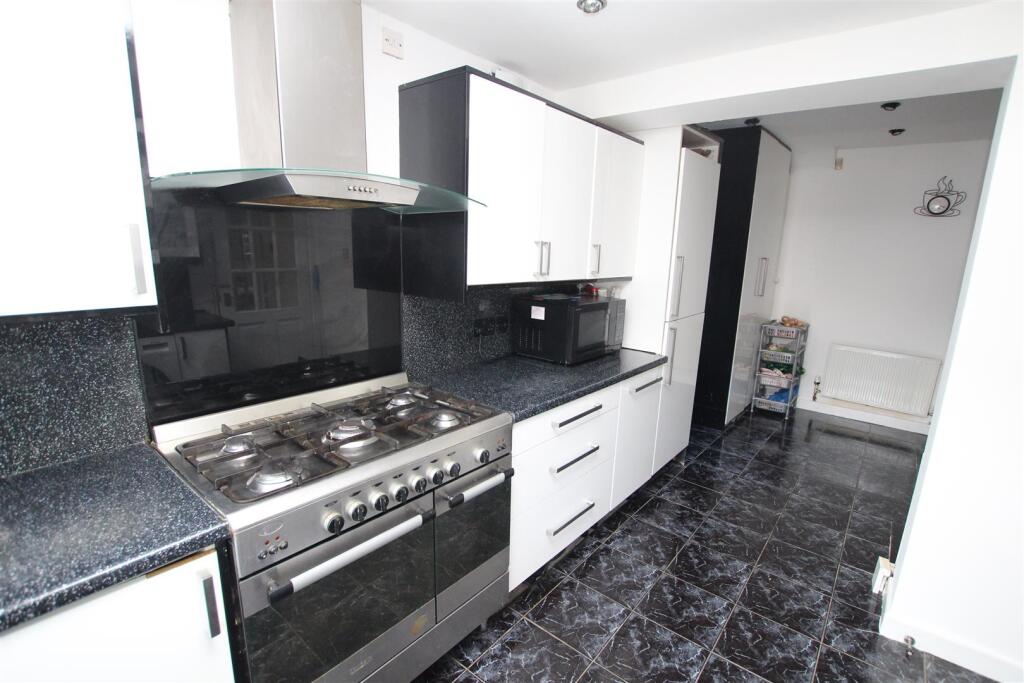 Additional image 4 of Cairns Close, Kings Park, BD2