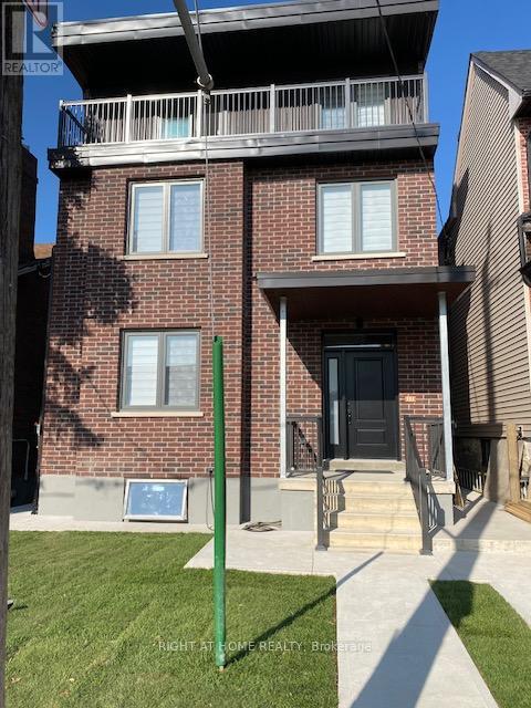 Property image for APT 2 - 225 MCROBERTS AVENUE|Toronto (Corso Italia-Davenport), Ontario M6E4P3