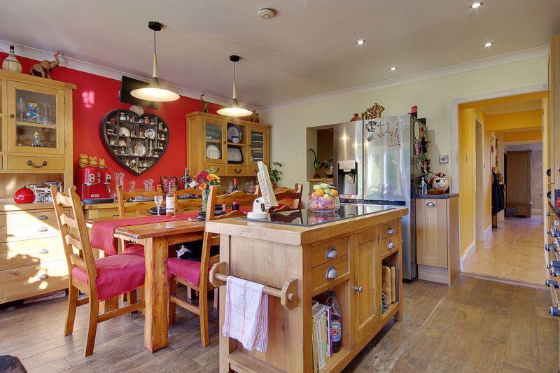 Additional image 11 of Bascott Road, Wallisdown -Charming and Spacious: Four-Bedroom Chalet Hideaway