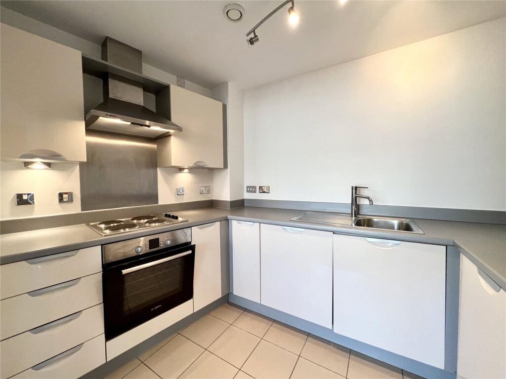 Additional image 7 of Longleat Avenue, Park Central, Birmingham, B15