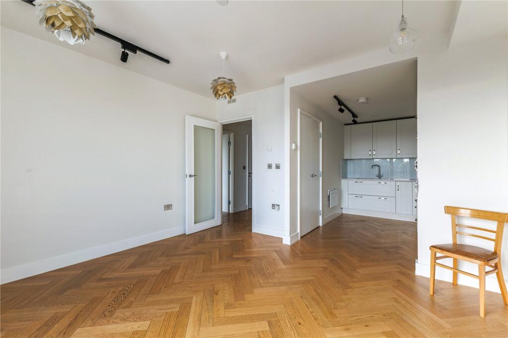 Additional image 5 of Leyton Road, Harpenden, Hertfordshire, AL5