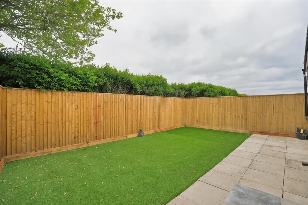 Additional image 4 of Tyersal Walk, Bradford