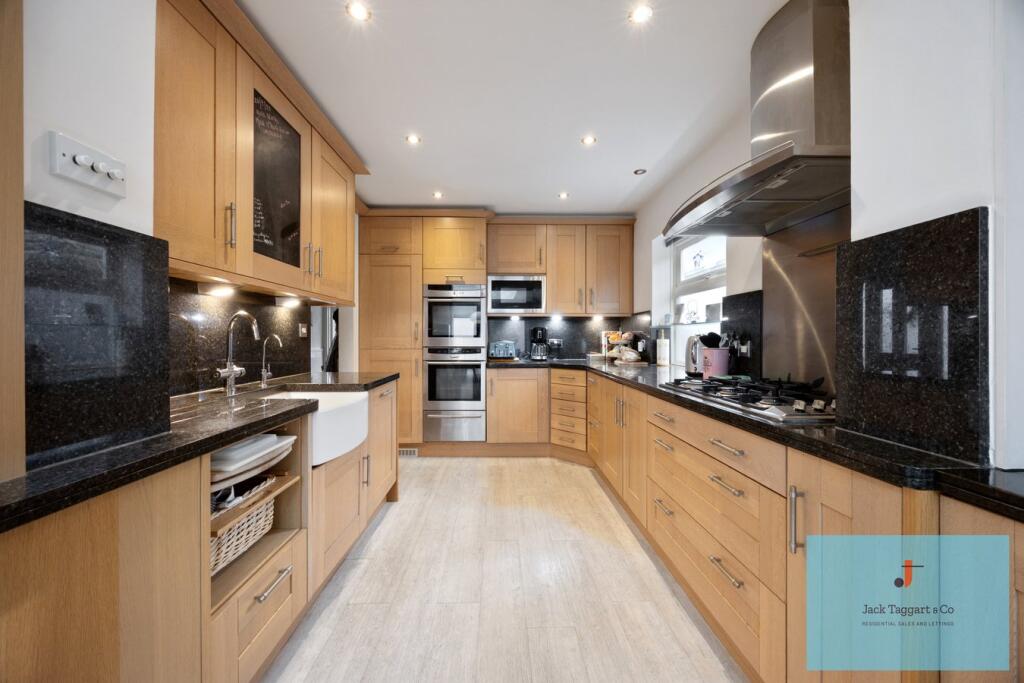 Additional image 22 of Arundel Road, Peacehaven, BN10