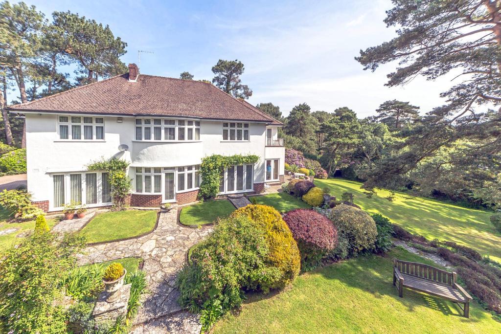 Canford Cliffs Road, Poole, BH13