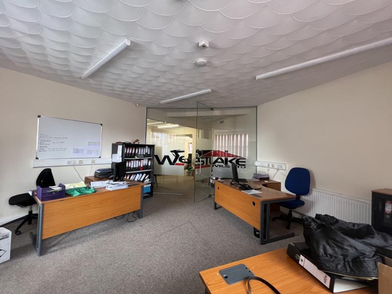 Additional image 17 of 331-333 Manchester Road, Westhoughton BL5 3JY