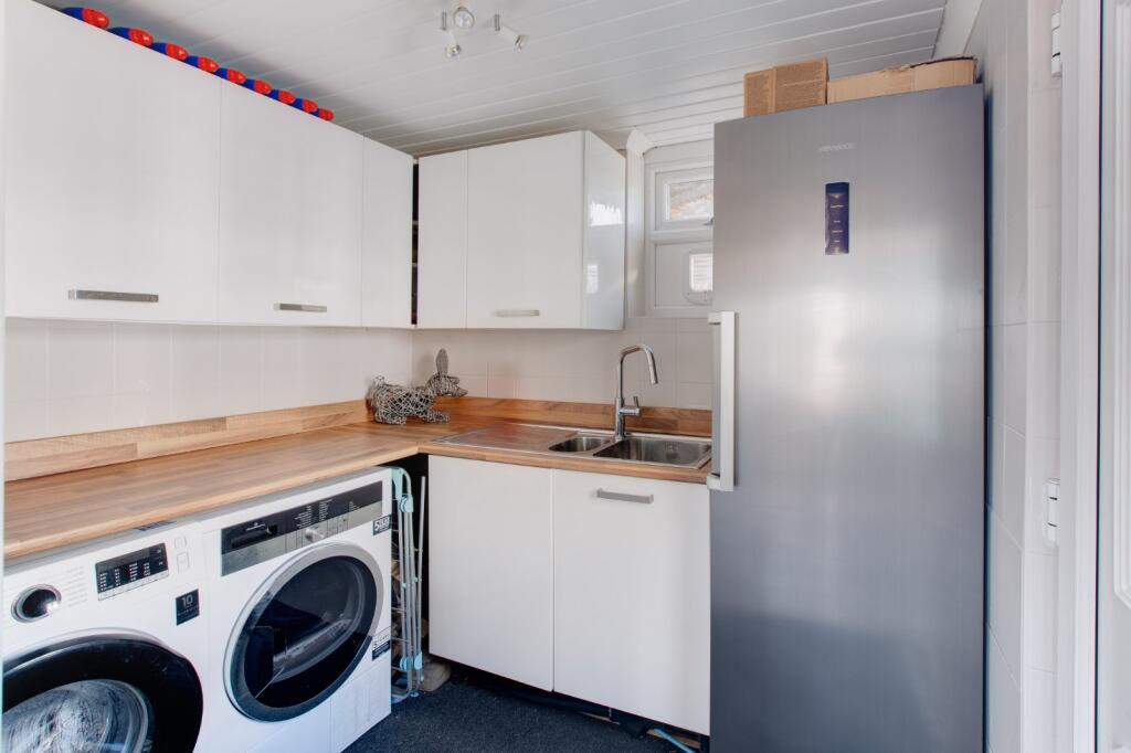 Additional image 11 of Foley Gardens, Stoke Prior, Worcestershire, B60