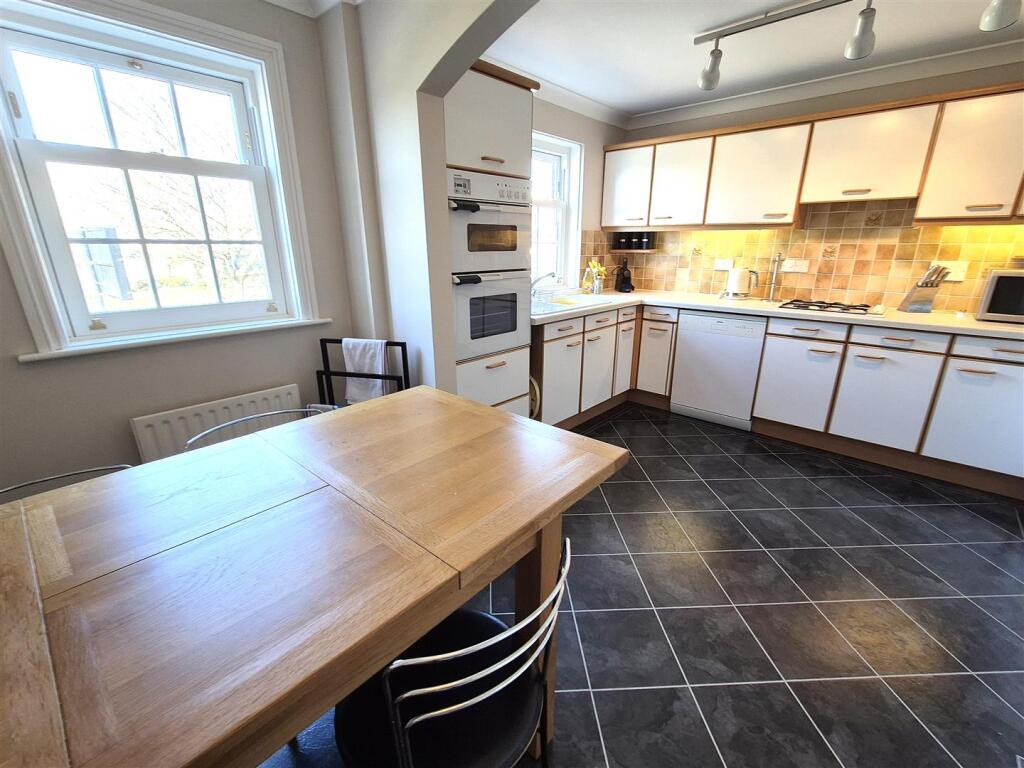 Additional image 7 of Barbers Gate, Poole