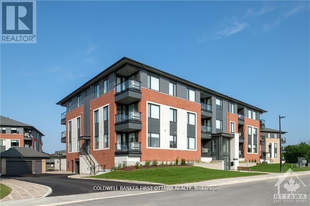 Primary image of 302 - 655 WANAKI ROAD|Ottawa, Ontario K1K5B4