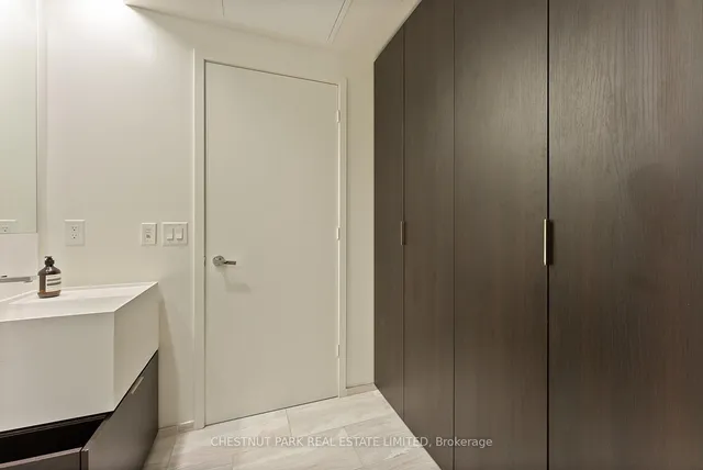 Additional image 29 of 1 Bloor St Unit 7006