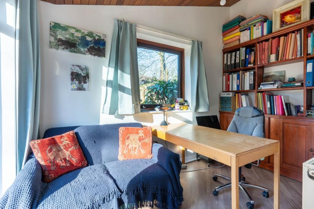 Additional image 15 of Denehurst Close, Barnt Green, B45