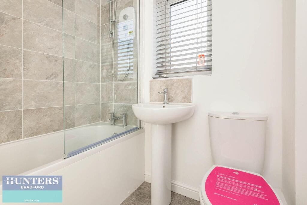 Additional image 19 of Moorland Gardens, Tyersal Gate, Bradford, West Yorkshire, BD4 0DT