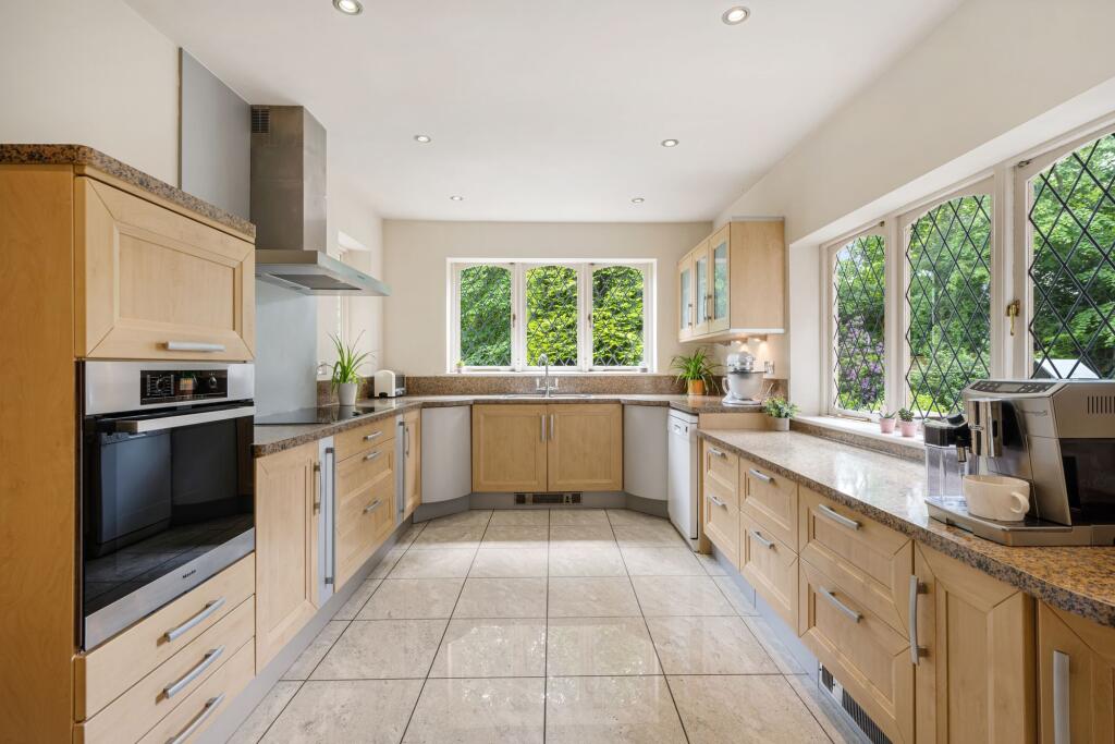 Additional image 10 of Ruscello, Chorley New Road, Bolton, BL1 | Grand Seven-Bedroom Home on 0.7 Acres