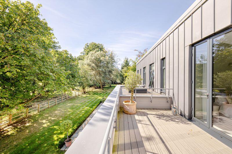 Additional image 13 of Essendon, Hertfordshire, AL9